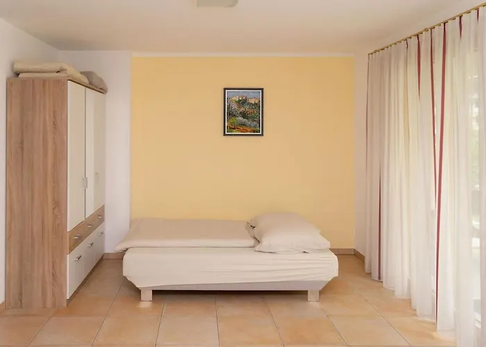 Cozy Garconniere Near Innsbruck Völs