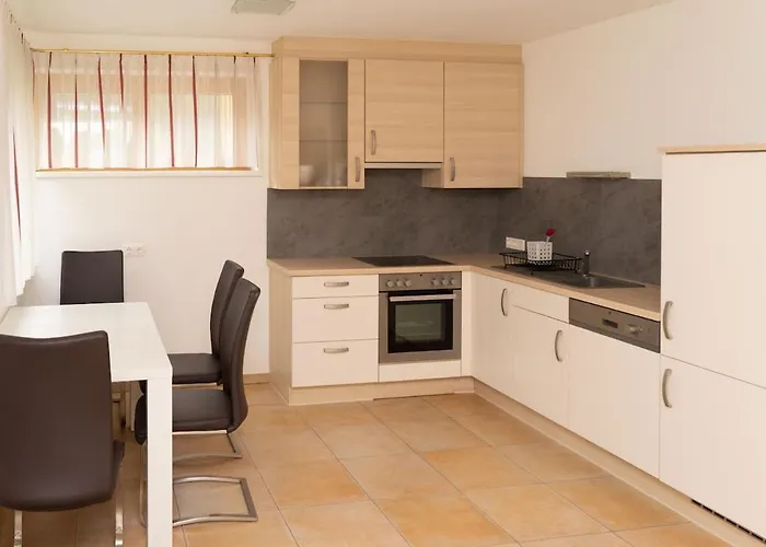 Cozy Garconniere Near Innsbruck Apartman