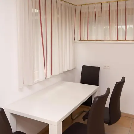 Appartamento Cozy Garconniere Near Innsbruck